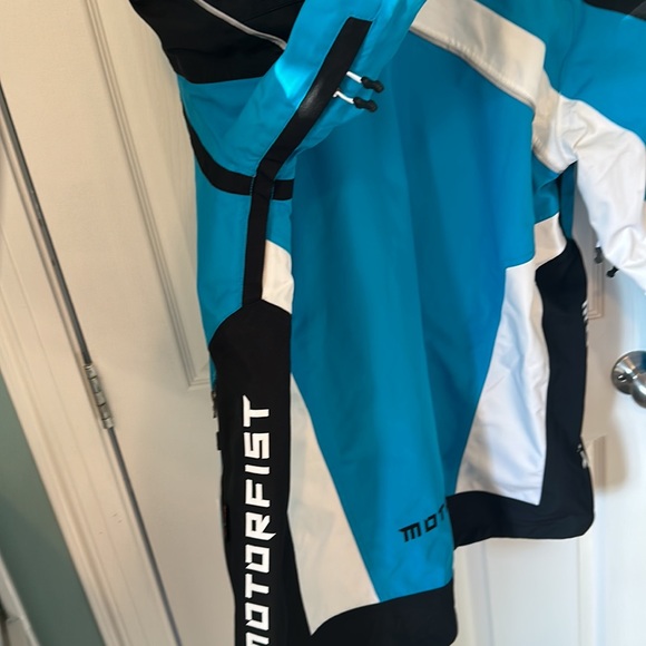 Motorfist Jacket - Picture 9 of 12